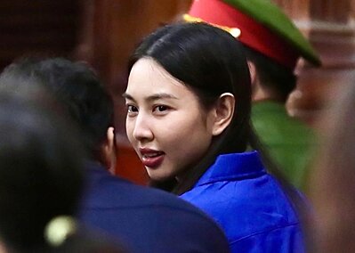 VN: Sợ p lực mỗi khi ra ta, Hoa hậu Thy Tin chấp nhận bản n 2 năm t